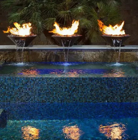 وعاء ماء لحمام السباحة